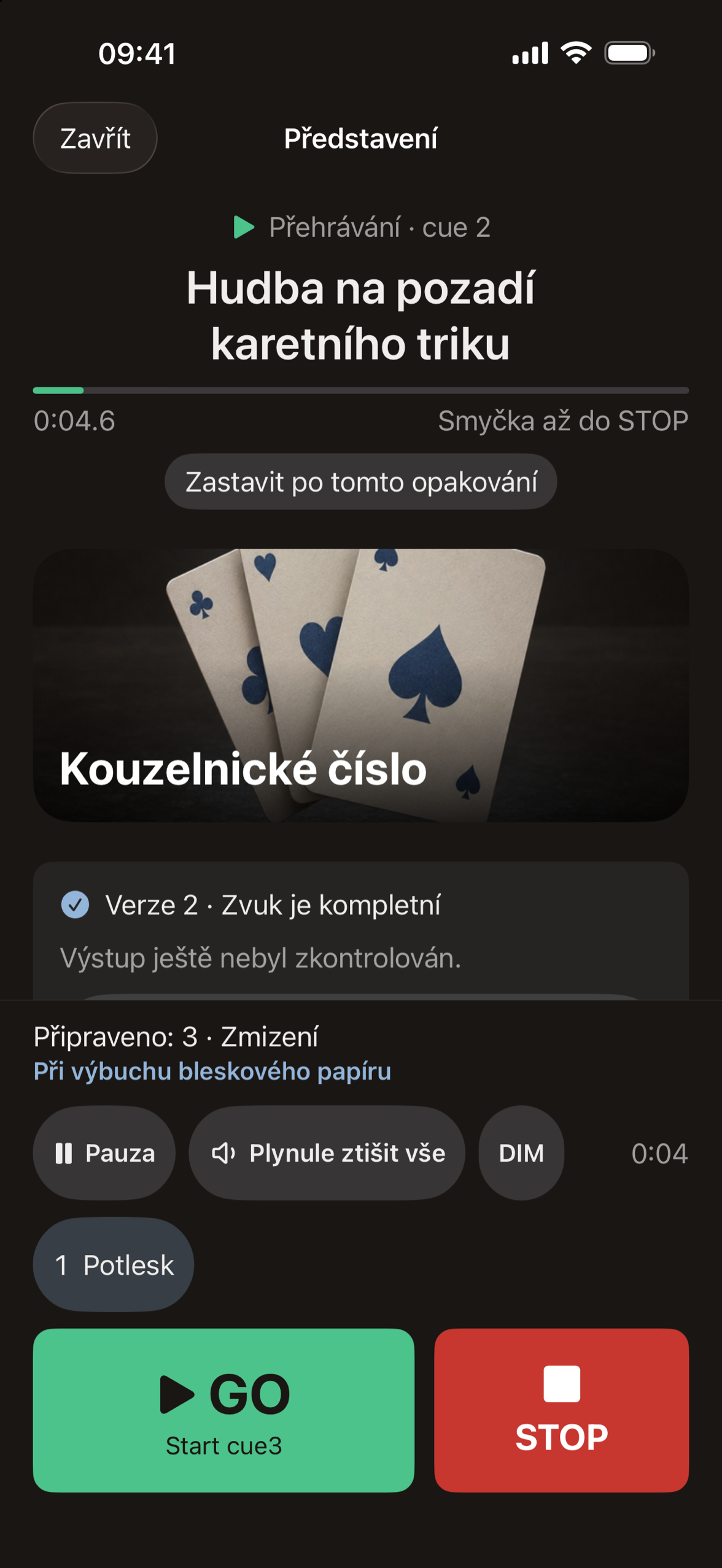 Cuefaro v akci: přehrává se cue 2, cue 3 je v pohotovosti s příslušnou poznámkou