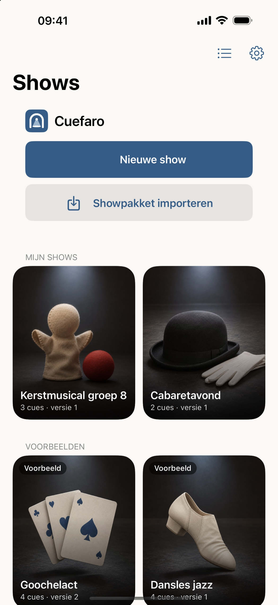 De bibliotheek met een omslag per show